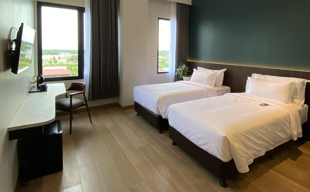 Luminor Hotel Tanjung Selor By Wh Exteriör bild
